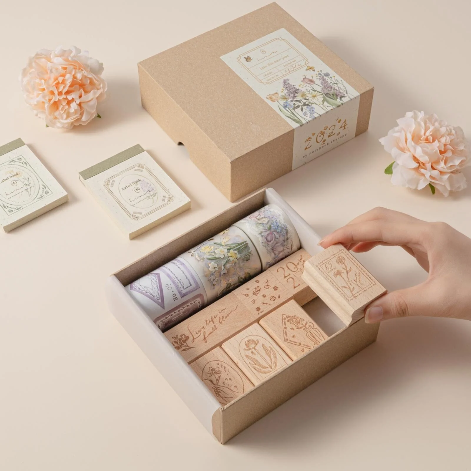 Hinoki - ‘Into the New Year’ 2024 Collector’s Edition Gift Set - Image 10
