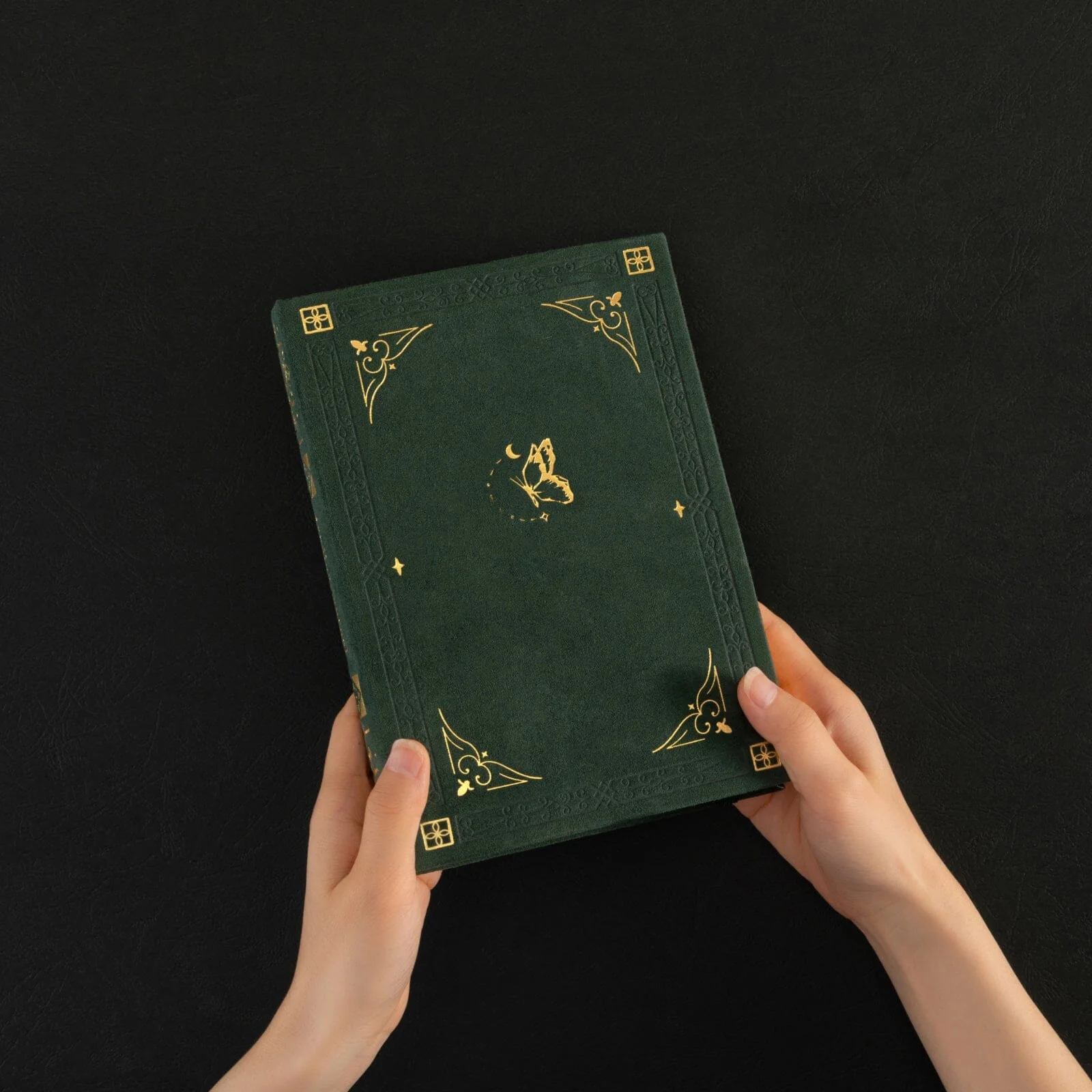 Tsuki Reading Journal ☾ - Image 11