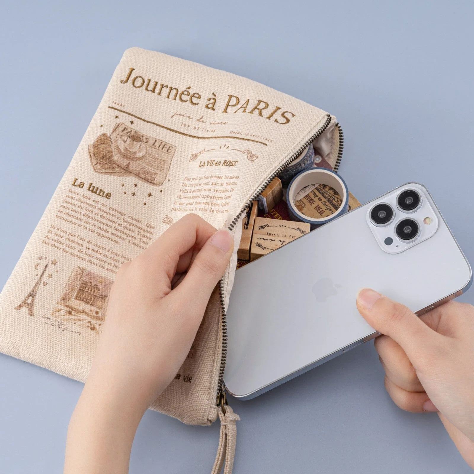 Tsuki ‘Journée à Paris’ Travel Pouch ☾ - Image 3