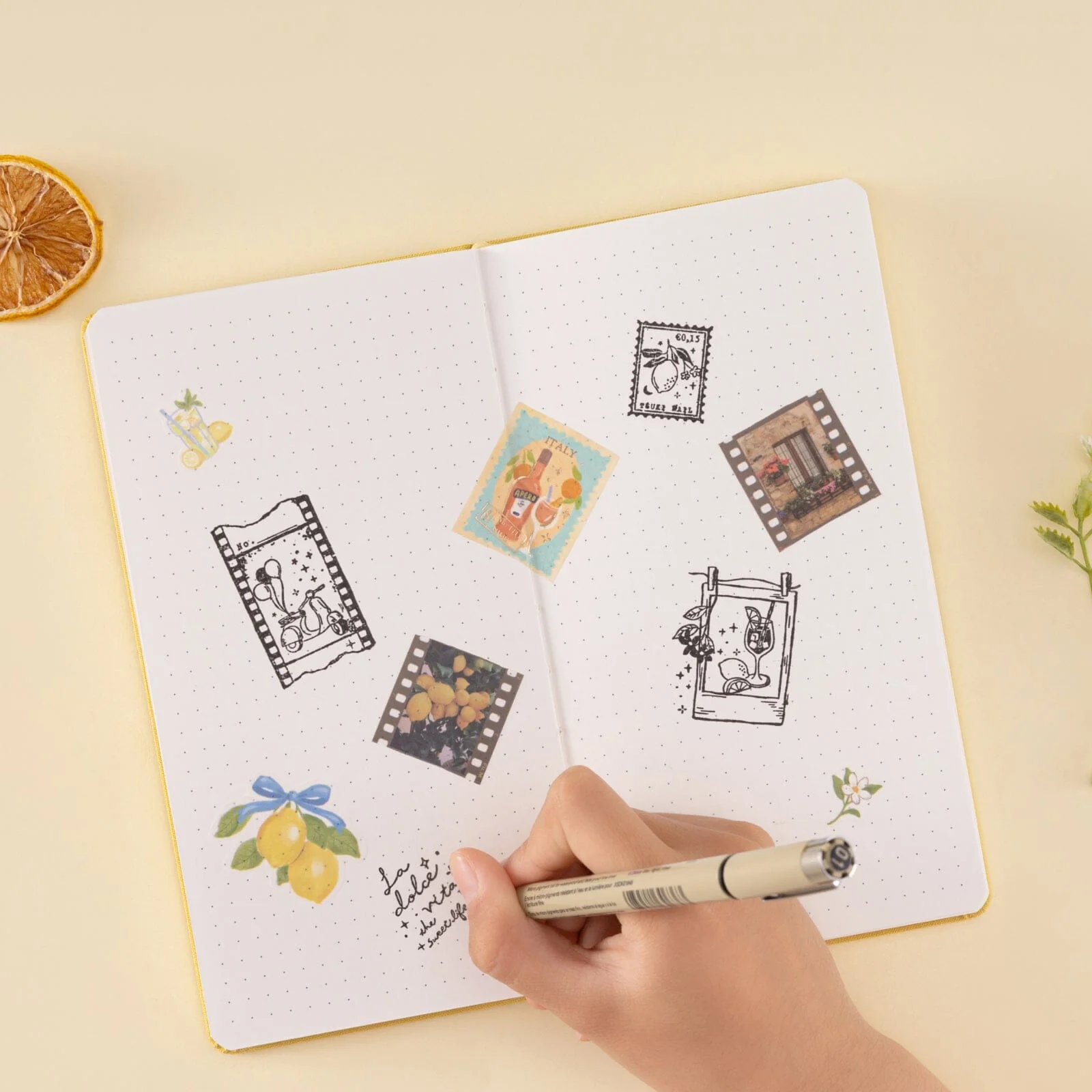 Tsuki ‘La Dolce Vita’ Travel Notebook ☾ - Image 3