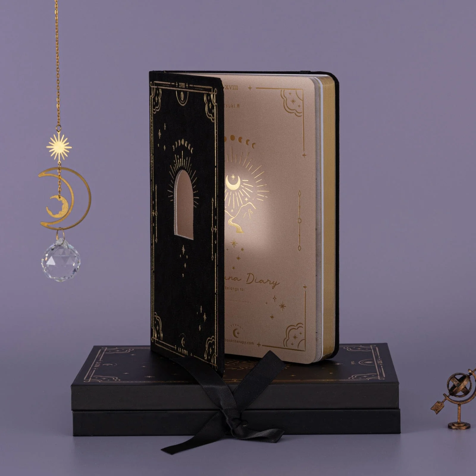 Tsuki ‘La Luna' Collector's Edition 2025 Moon Planner Bullet Journal ☾ - Image 9