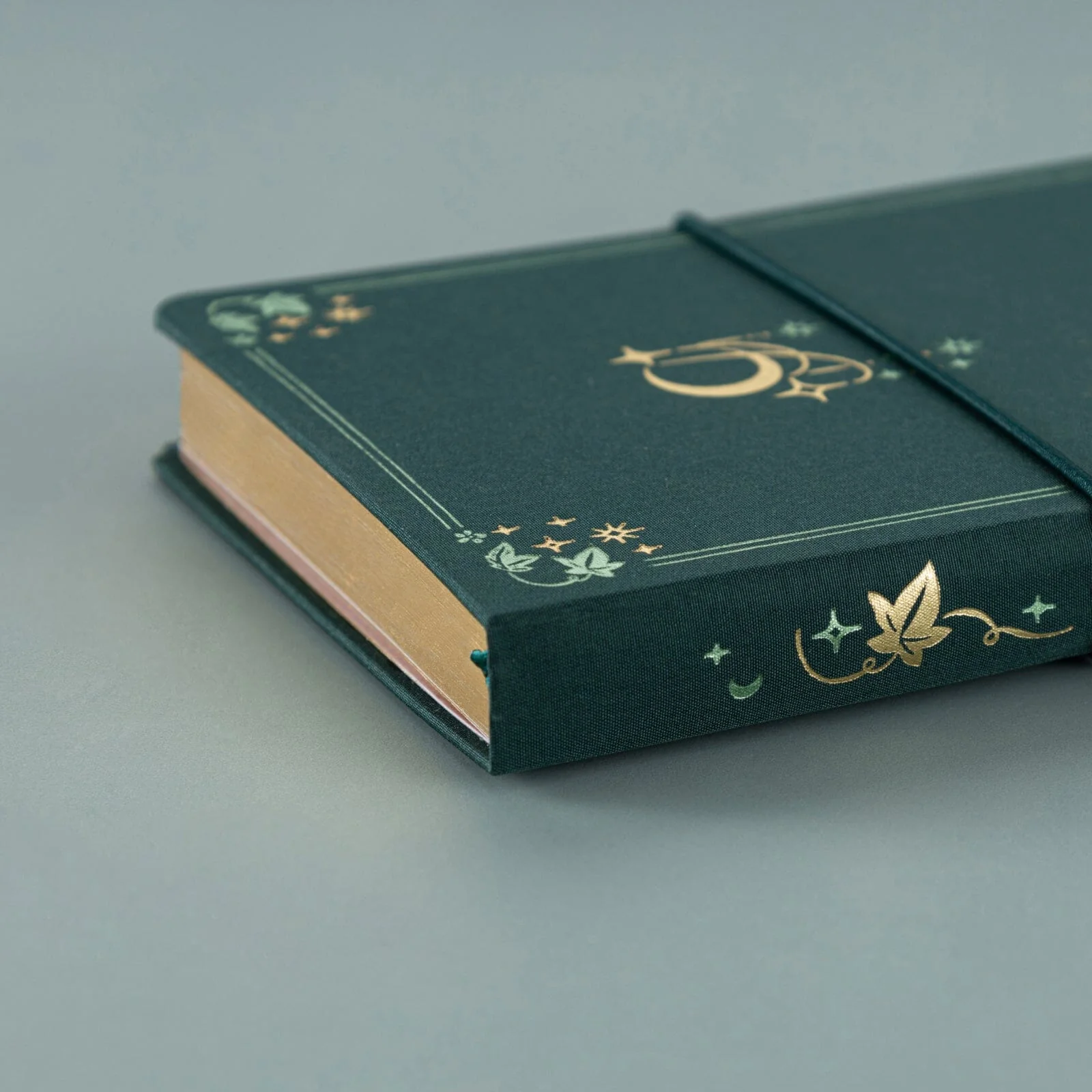 Tsuki ‘Moonlit Garden’ A6 Travel Notebook ☾ - Image 8