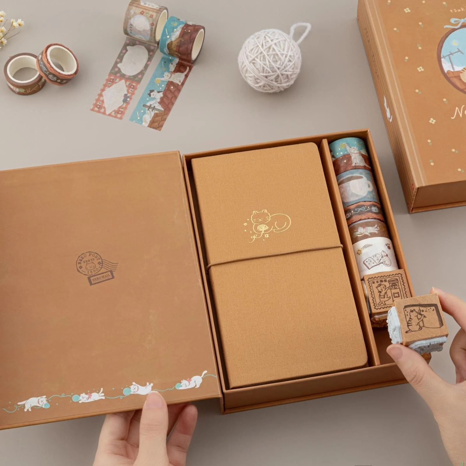 Tsuki ‘Neko Days’ Travel Notebook Gift Set ☾ - Image 4