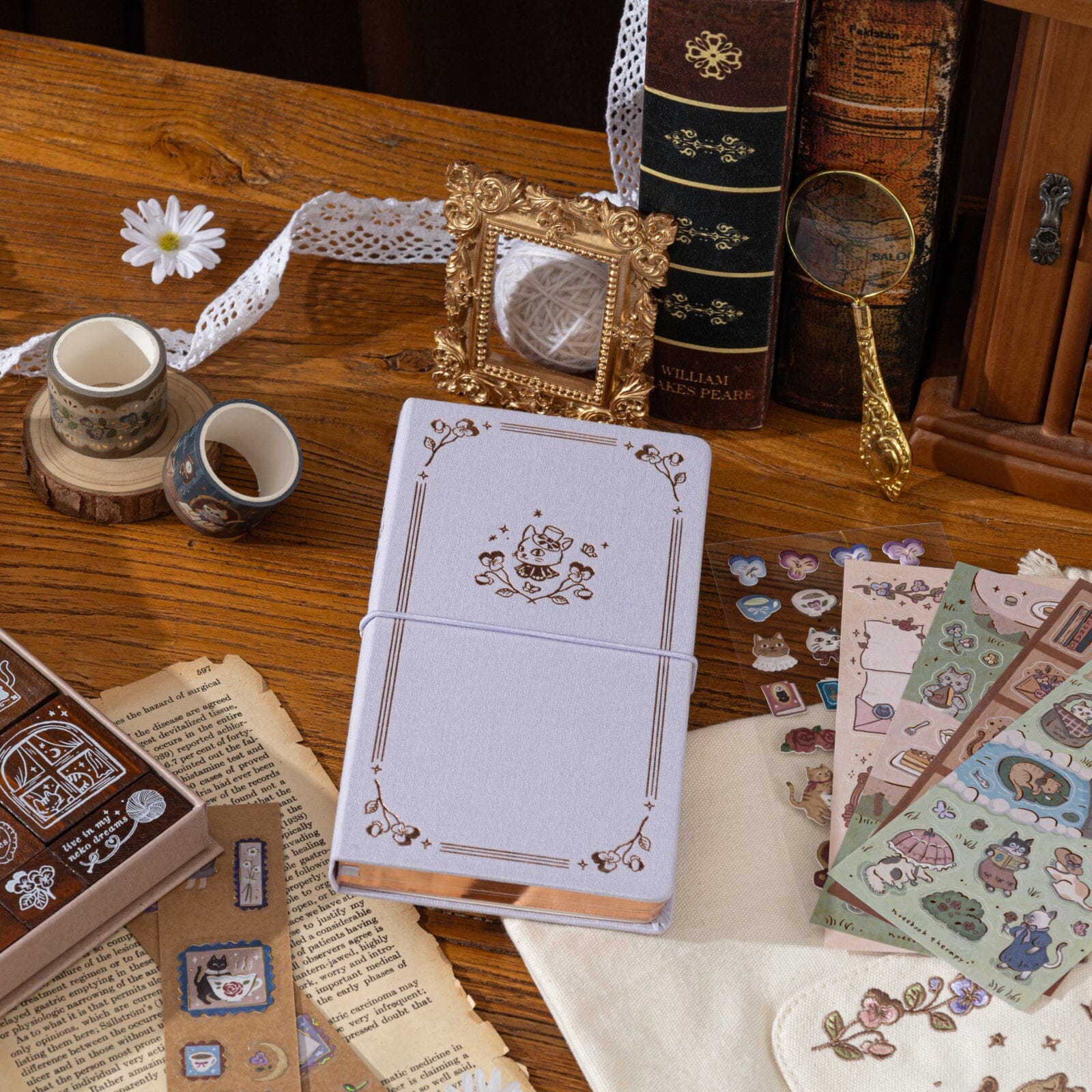 Tsuki ‘Neko Pansy’ Limited Edition Luxury Travel Notebook ☾ - Image 3